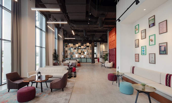 Bur Dubai Hotel | Rove Healthcare City - Bur Dubai