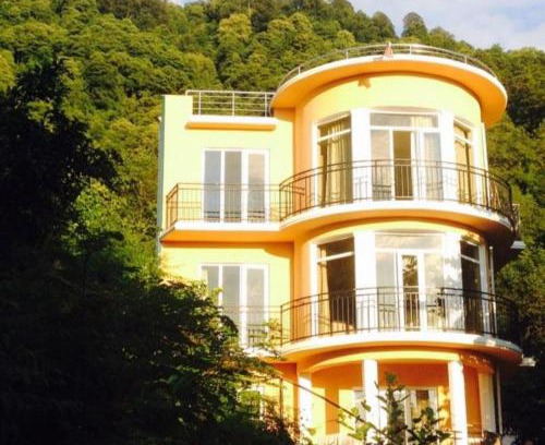 Kvariati Villa | Royal House