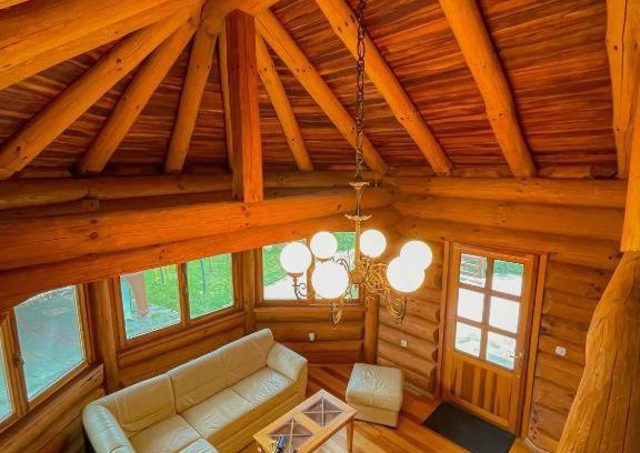Petrovaradin House | Royal Lake