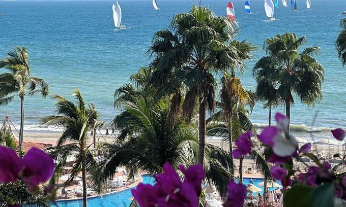 Marina Vallarta Resort | Royal Suite, beach front, Family friendly exclusive resort, sleeps 8!