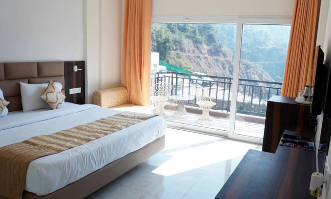 Kumarhatti Hotel | Royal Suites by Park Tree Chakki Mor