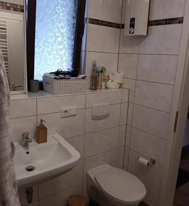 Biebrich Apartment | Ruhig gelegene Wohnung Am Schlosspark