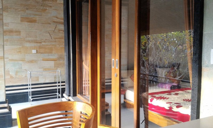 Ubud City-Centre House | Rumah Ary Homestay & Spa