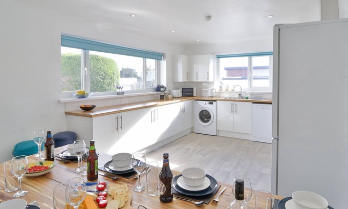 Trowbridge House | Rumney House