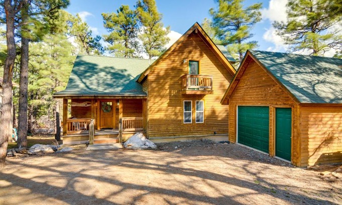 Pagosa Springs House | Rustic Pagosa Springs Cabin with Hot Tub and Game Room