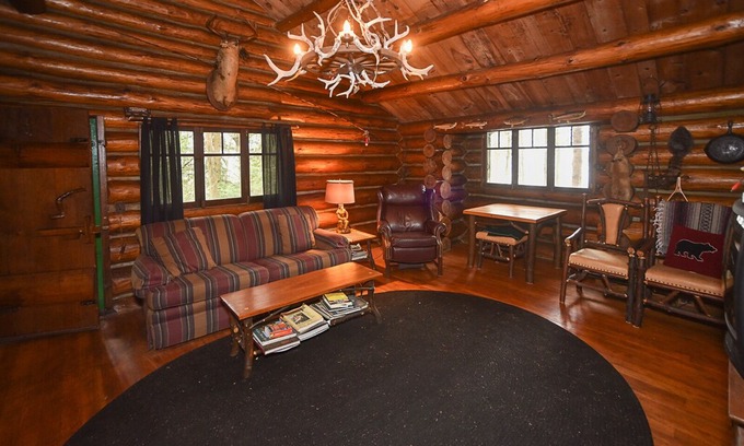 Rushford Lake Cabin | Rusticana Hubbard Log Cabin