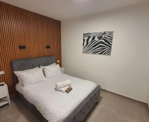 Bat Yam Apartment | Ryo 20 דירה במלון בוטיק 2 דקות מטיילת בת ים