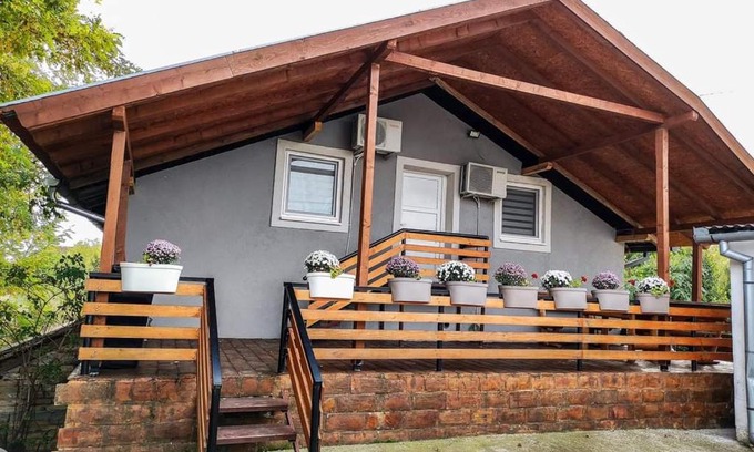 Zrenjanin Apartment | S. A. L. Prenociste