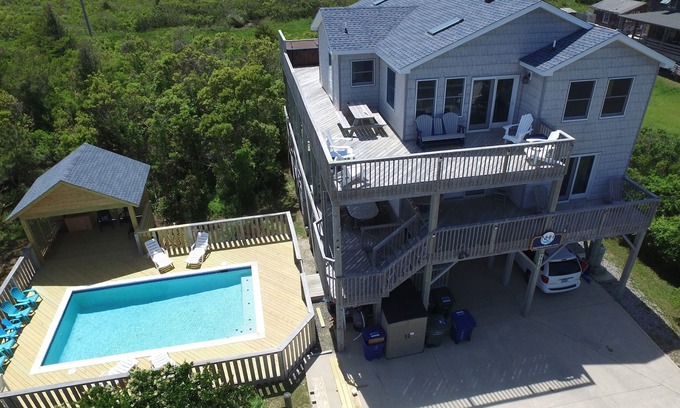 South Nags Head House | S. Nags Head Semi-Oceanfront: Large Pool, Cabana, Hot Tub, NEW Kitchen & Baths!