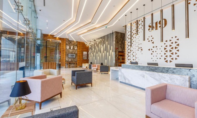 Jadaf Hotel | S19 Hotel-Al Jaddaf Metro Station