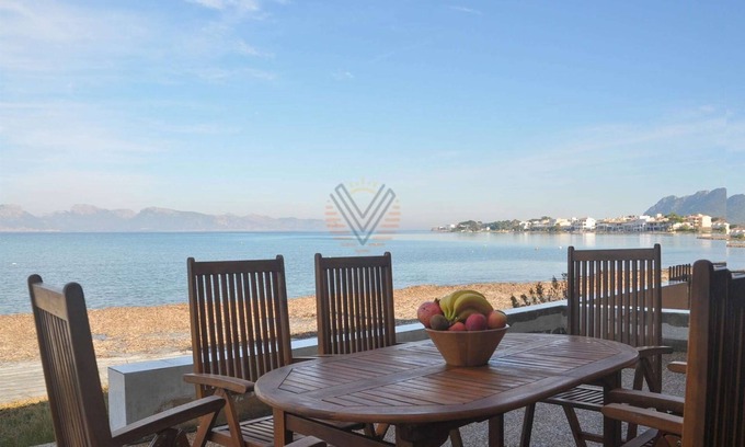Alcudia Cottage | Sa Marina 7A, villa direct on the beach