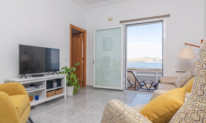 Alcudia House | SA MARINA - Wonderful house, with a wonderful terrace, on the seafront in sa Marina, Alcú