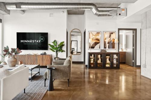 Warehouse District Apartment | Sable 902 - Penthouse
