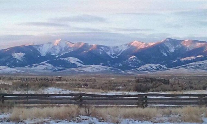Dillon Cabin | Sacajawea Room, 1 Queen Bed, Rustic Old Hunting Lodge, Horse Prairie Stage Stop