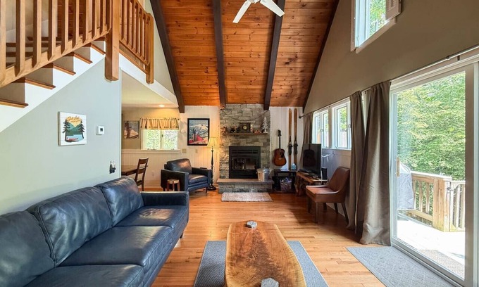 Birchview by the Saco House | Saco Shores | Private Saco River Getaway w/Beach