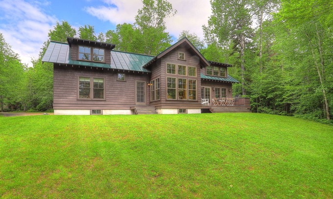 Rangeley House | Saddleback Lake Lodge 06 | Close to Saddleback