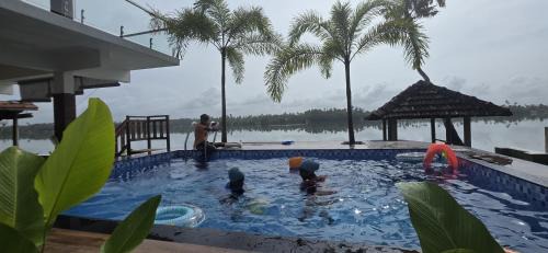 Kuzhuppilly House | SAGAR BEACH VILLAS Home stay