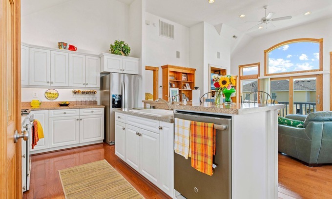 Manteo House | Sail Away 6 Bedroom Home in Manteo