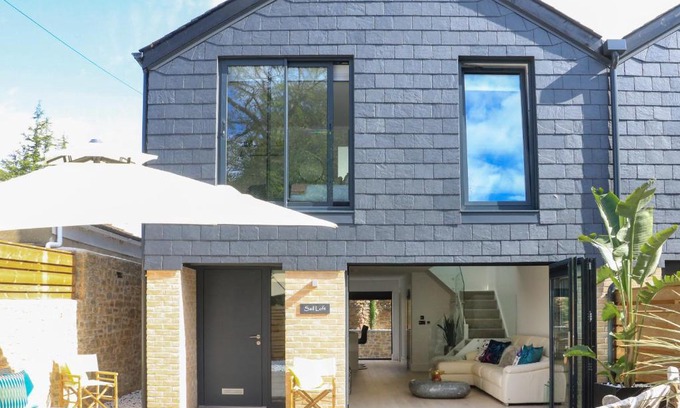 Dawlish House | Sail Loft