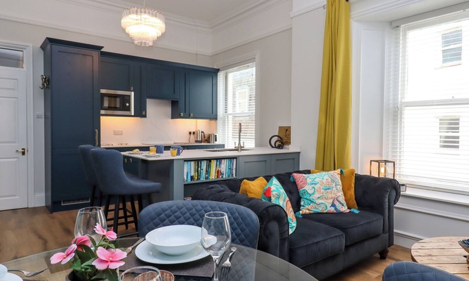Dartmouth Cottage | SAILORS REST, romantic in Dartmouth