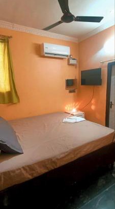 Mudaliarpet Villa | Sainathan Residency