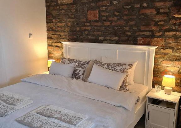 Petrovaradin House | Salaš Isailovi