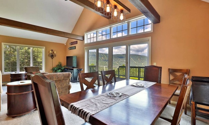 Ludlow Apartment | Sallum, 795 Commonwealth
