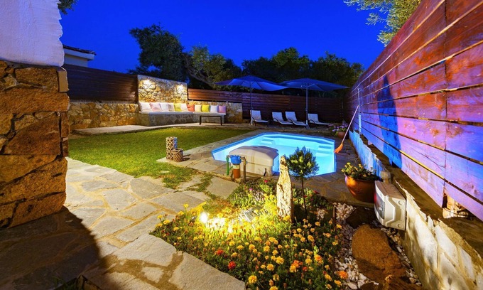 Sithonia House | Salonikiou Beach Apartments & VillasnSalonikiou Beach Luxury Residences PEARL