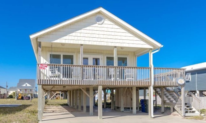 Surf City House | Saltwater Gospel - 2nd Row Home with 4 Bedrooms