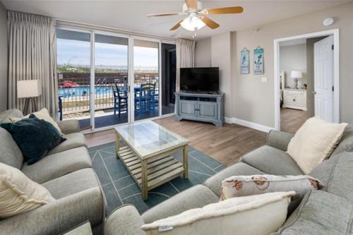 Fort Walton Beach Ski Chalet | Salty Sweet Sanity