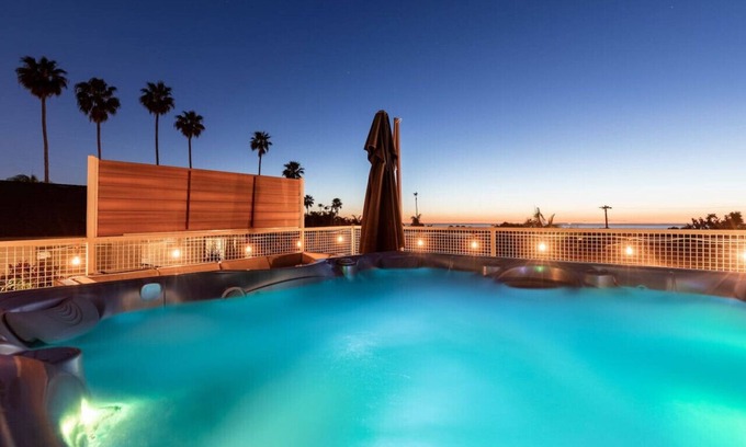 Encinitas House | San Diego Staycation Home with Hot Tub Ocean Views