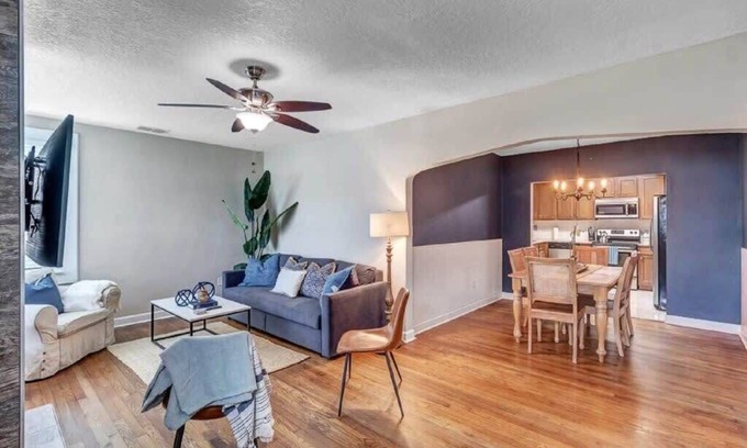 Lakewood House | San Marco Retreat - Perfect for families!