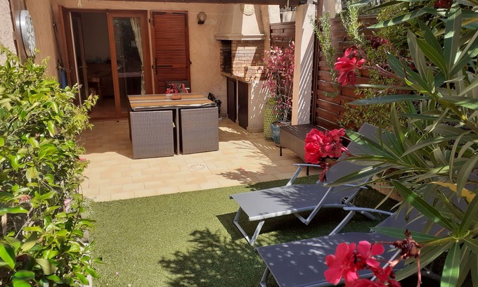 Bandol House | Sanary, villa (T3) 48 m² 15 min walk from the beach