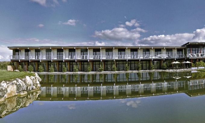 Mlada Boleslav Hotel | Sand Martin