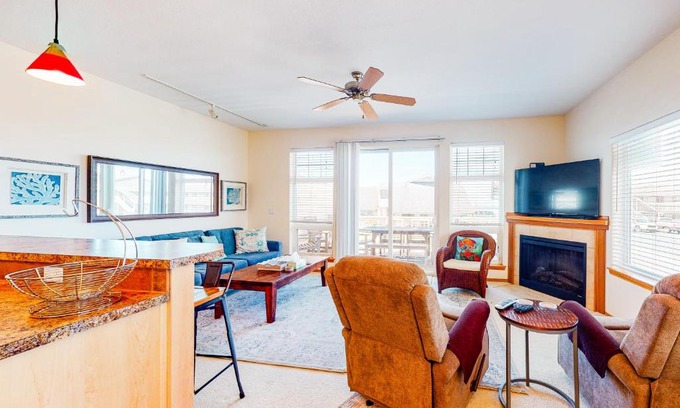 Rockaway Beach House | Sand to Forest