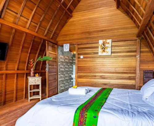 Kintamani Bed & Breakfast | Sandan Agsro Resort Bungalow Kamar Kayu