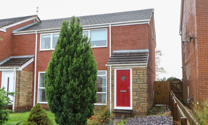 Ashington Cottage | SANDPIPER RETREAT, family friendly, with a garden in Ashington