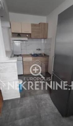 Stari Banovci Apartment | Sandra Brend