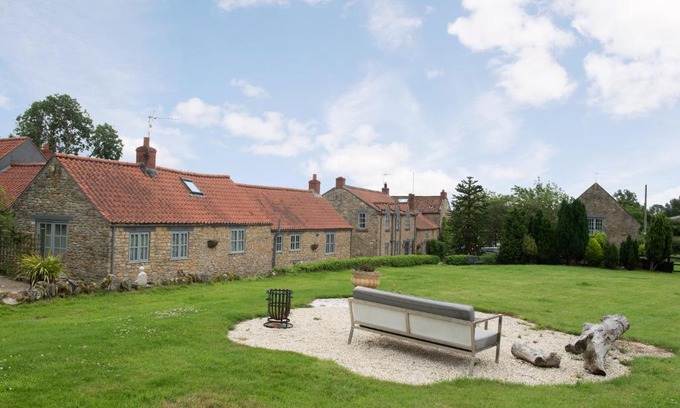 Wilton Cabin | Sands Farm Cottages