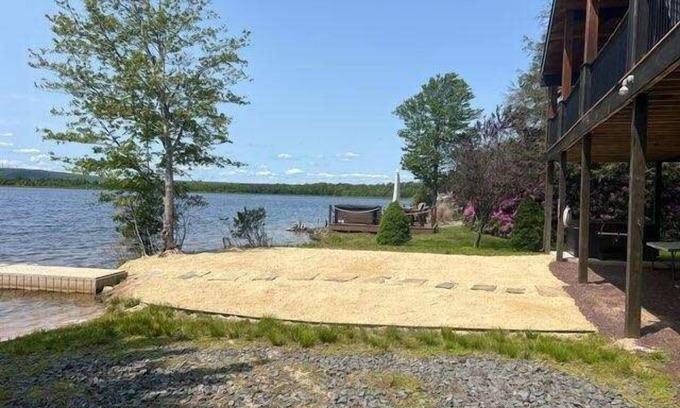 Albrightsville House | Sandy Feet Retreat Lakefront, Private Beach, Dock, Hot Tub, Grill, Tennis, Basketball