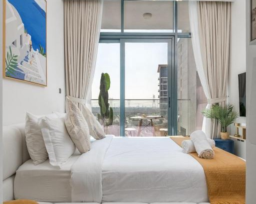 Nad Al Sheba Apartment | Santorini Studio Pool View