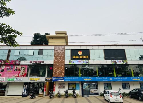 Thalassery Hotel | Sara Archid