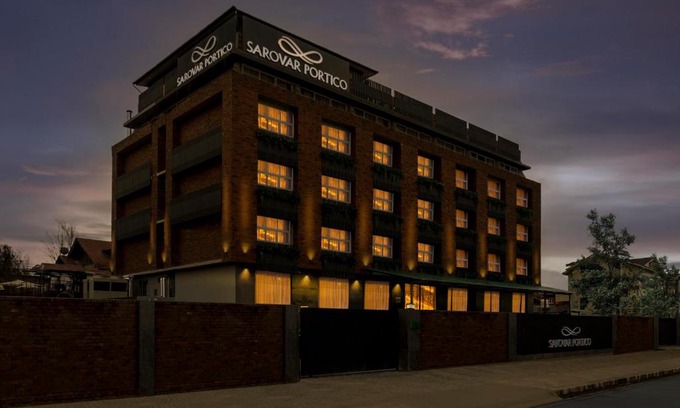 Srinagar Hotel | Sarovar Portico Srinagar
