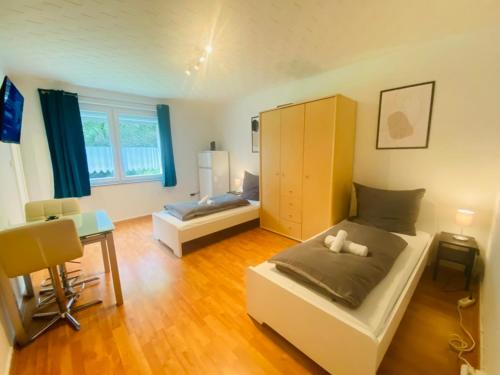 Wuppertal Apartment | Sasi Homes - WorkBase
