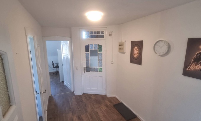 Bielefeld Apartment | Satoshi Suites