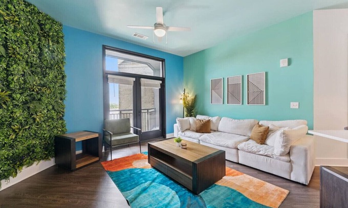 Yamacraw Village Apartment | Savannah Gem | 2BR Apt Stay w/Pool & River Views