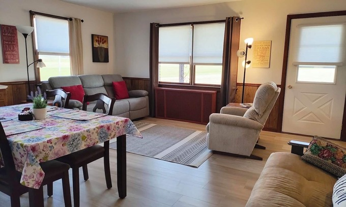 Gap House | Scenic View Lodging ~ A Country Suite with Country Charm.