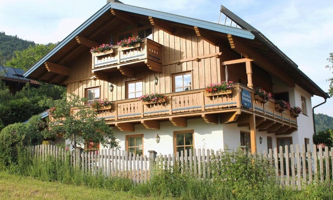 Reit im Winkl Apartment | Schmuckhäusl