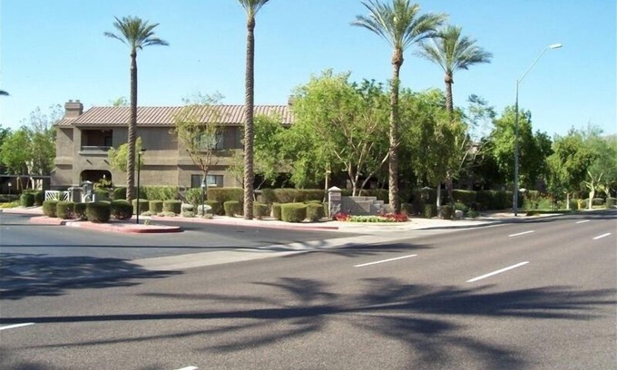 North Scottsdale Condo | Scottsdale, Arizona Condo