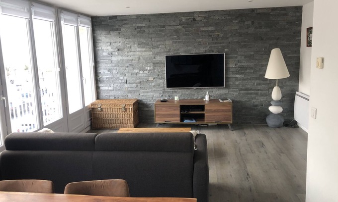 Saint-Martin-du-Littoral Apartment | Sea beach view - 60m2 - 4pers - Closed box